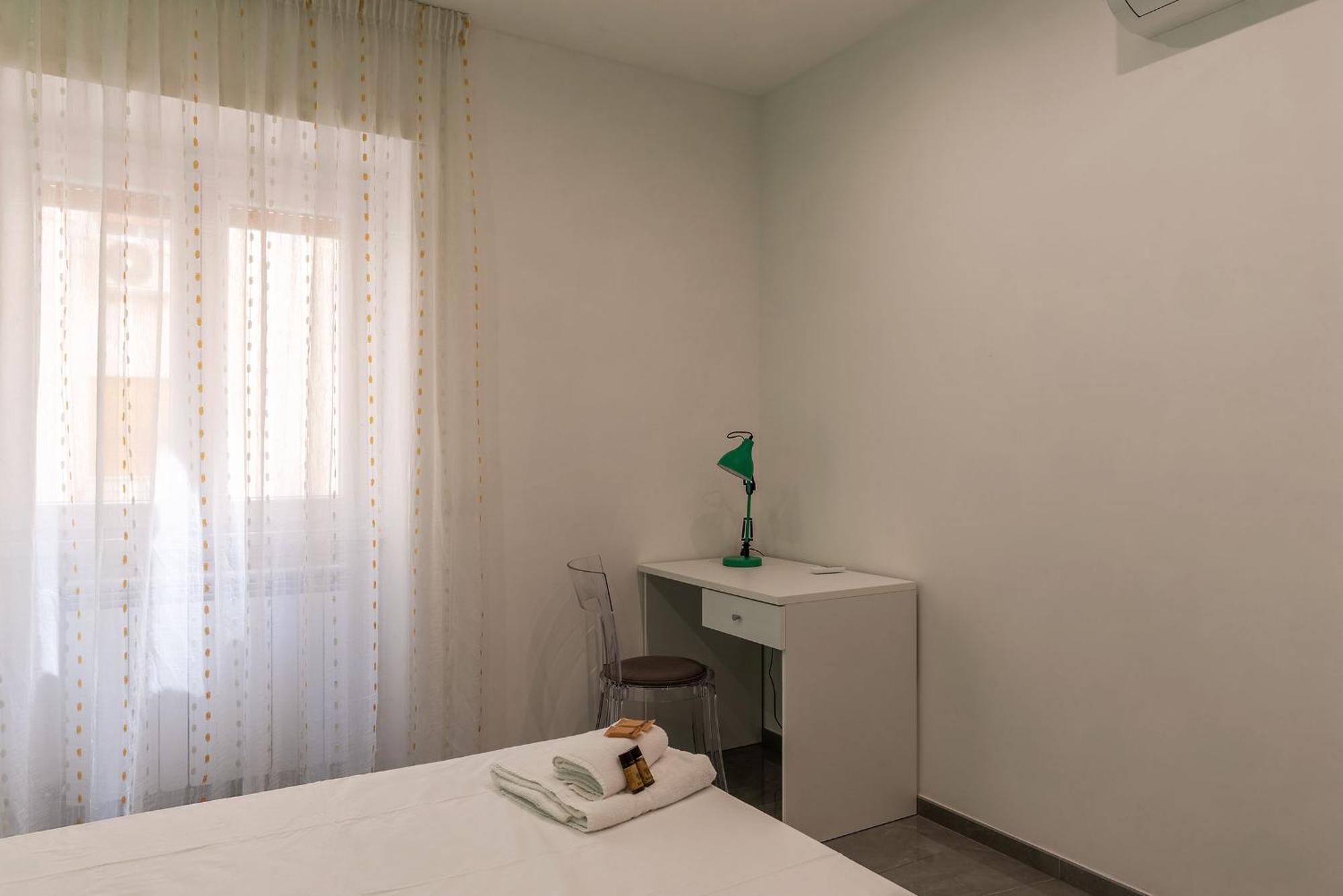 Joivy Delightful 3-Bed Flat With Balcony Apartment โรม ภายนอก รูปภาพ